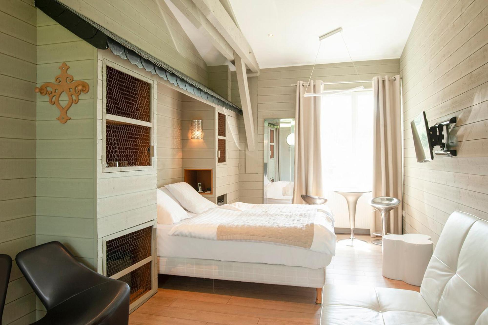 אולט The Originals Hotel Le Cise Restaurant Chambres Et Suites מראה חיצוני תמונה